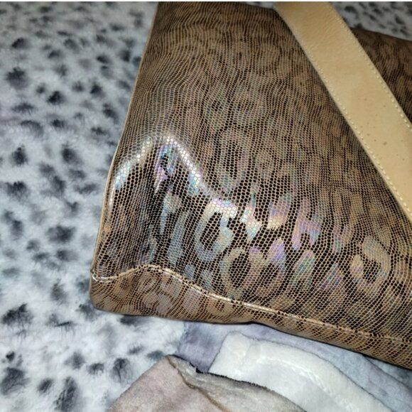 Consuela Leopard Hobo Bag - Picture 7 of 8